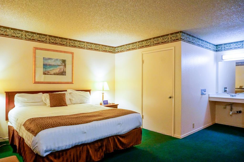 Courtesy Inn San Simeon Bagian luar foto
